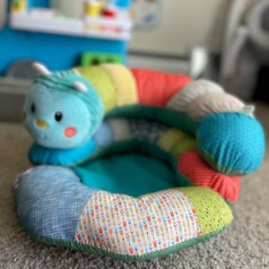 Tummy time- Seat support